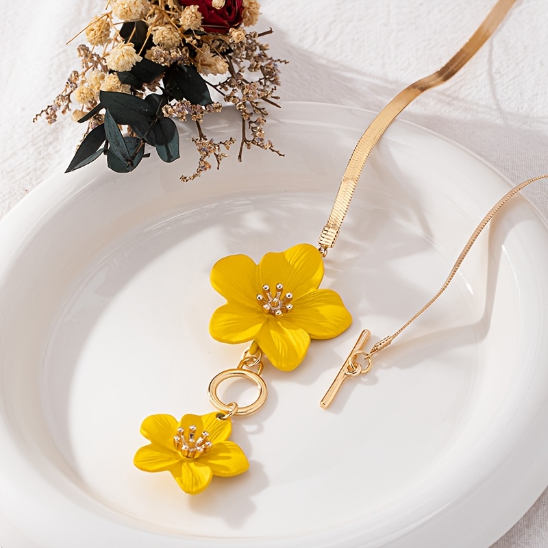 Golden Tone Double Floral Pendant Necklace